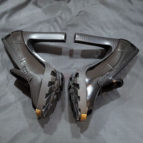 BRAND NEW KARL LAGERFELD PARIS VIRNA  HIGH HEEL PATENT LEATHER SHOE - Picture 12 of 15